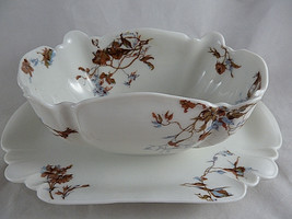 H&amp;C Heinrich Gravy Boat w Attached plate white with brown &amp; blue flowers Germany - £15.63 GBP