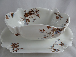 H&amp;C Heinrich Gravy Boat w Attached plate white with brown &amp; blue flowers Germany - £14.78 GBP