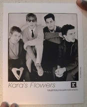 Kara&#39;s Flowers Press Kit Photo Karas Maroon 5 - $1,658.38 MXN
