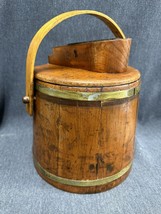 Antique Colonial Pine Shoe Shine Wooden Barrel Bucket Round Brass w/ Lid - £30.70 GBP