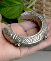 Tribal Yemeni Bracelet, Cuff bracelet, Vintage Cuff Bracelet, Bedouin, YB2  - $89.99