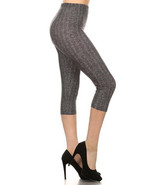 Women&#39;s Chevron Print  High Waisted Capri Leggings - $10.75