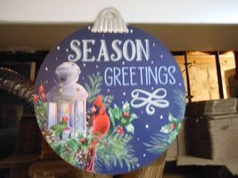 &quot;Season Greetings&quot; Christmas Wall Window Hang Decor 13.5X14.5&quot; NWT - $237.95 MXN