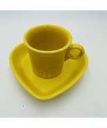 Fiestaware Coffee Mug Yellow Heart Shaped Ray &amp; Yellow Serveware Vintage... - £29.11 GBP