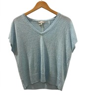 Kinross v-neck sweater size L - $165.40 CAD