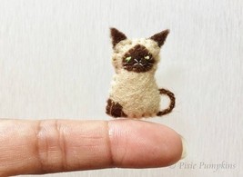 Tiny Felt Siamese Cat, Felt Animal Plushie, Miniature Felt, Felted Kitty Toy - £9.67 GBP