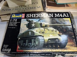 Vintage Revell #03102 SHERMAN M4A1 1:72 Scale Model Tank Kit - NEW - £12.62 GBP