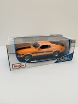 Maisto 1970 Ford Mustang Mach 1 1:18 Diecast Orange Car Figure - £38.51 GBP