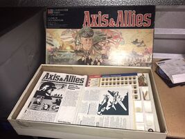 Axis And Allies Battle To Conquer the world Milton Bradley Scillonian Hi... - $28.71