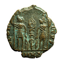 Roman Coin Constans Heraclea Mint AE3 AE15mm Bust / Soldiers with Standard 04019 - £23.34 GBP