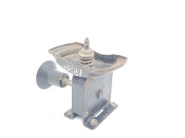Spare Tire Wheel Carrier OEM 2002 Toyota Sequoia  - $305.86 MXN