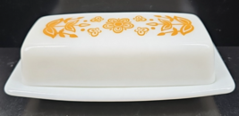 Corning Butterfly Gold Covered Butter Set Vintage Pyrex Floral Milk Whit... - $39.57