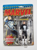 1990 Toybiz Marvel Super Heroes The Punisher w/ Firing Weapons New on Card - $26.92