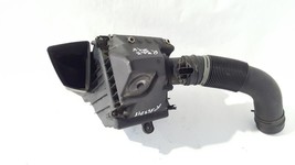 Left Air Filter Intake Box Cleaner 4.2L OEM 2004 2005 2006 Volkswagen Ph... - $472.15 MXN