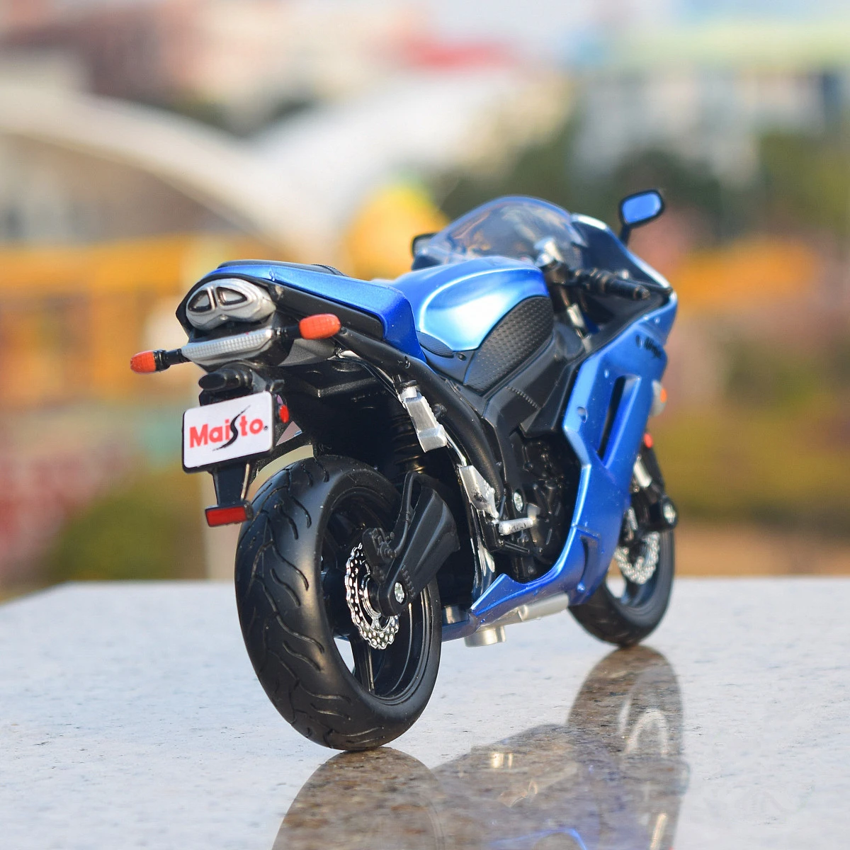 Play Maisto 1:12 Kawasaki Ninja ZX-6R Motogp Motorcycle Model Souvenir Toy Colle - £58.52 GBP