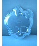 Wilton Monster High Cake Pan (2105-6677) - $245.70 MXN