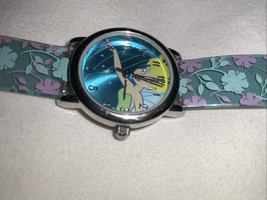 VINTAGE TINKERBELL DISNEY WATCH WITH FLOWER DESIGN RUBBER BAND - UNTESTED - $14.84