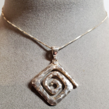 Solid All Sterling 925 Silver 16&quot; Choker Modernist Swirl Pendant Necklace 8.6gr - £30.93 GBP