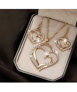 Cubic Zirconia luxury jewellery set - Matching Heart Necklace  And Earrings - £12.83 GBP