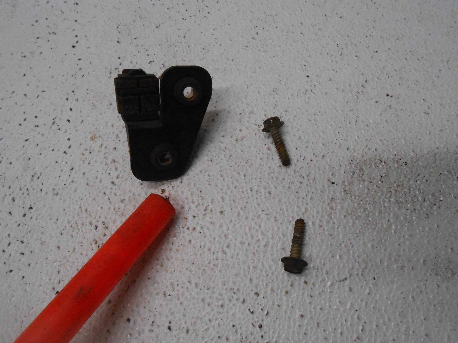 2004 jeep Grand Cherokee Vapor Canister Purge Valve Bracket  - $29.99