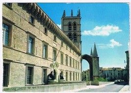 France Postcard Montpellier La Faculte de Medecine - $2.96