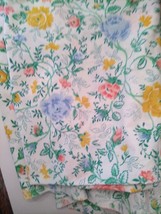 Vintage Floral Fabric 3/4 of a Yard. - £7.46 GBP
