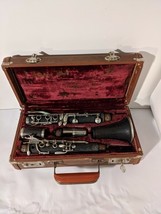 Ledoux La Monte en Bois Clarinette Fabriqué En Paris, France W/ Étui - $198.11