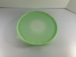 Vintage Tupperware Mint Green Jello Ice Mold Ring Jell-O 9&quot; W Lid 1201 1202 1203 - £15.03 GBP