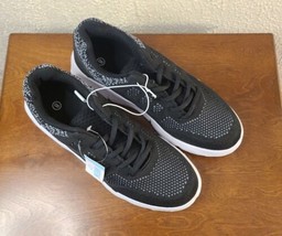 NWT Zone Pro Athletic Shoes Mens&#39; Size 8 Lightweight Black/Gray Mesh - £9.57 GBP