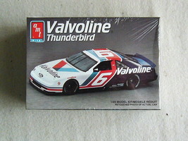 FACTORY SEALED AMT/Ertl Mark Martin #6 Valvoline Thunderbird #8756 - $11.99