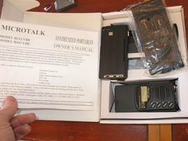 NEW Cobra MicroTalk Synthesized Portable Radio Transceiver UHF FM  # M112 H112 - £60.89 GBP