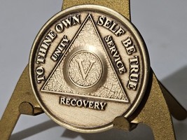 Alcoholic 5 Year Recovery Bronze Chip Medallion Coin Medal Token  AA Ano... - $4.90