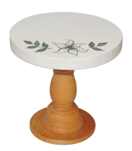 Brown White DOLLHOUSE 3&quot; wooden Round Table floral - £7.67 GBP