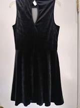 Derek Heart Plus Black sleeveless fit and flare rear keyhole mock neck dress 1X - £9.59 GBP