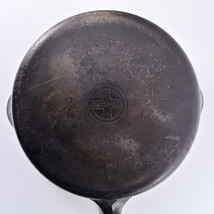 Vintage Griswold Cast Iron No. 8 Small Block Logo Skillet 10.5” 704 A Erie, PA - £41.06 GBP