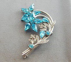 Gorgeous Early Turquoise Rhinestone Flower Pin Brooch Silver Tone - £29.90 GBP