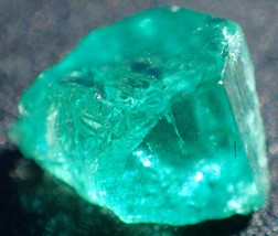 Stunning 1.6 ct Colombian Emerald Rough Crystal - £184.28 GBP