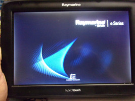 Raymarine e125 HybridTouch GPS Chartplotter MFD Display W/ Cover &amp; Power... - £465.99 GBP