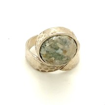 Vintage Signed 925 PZ Israel Rare Hammered Inlay Roman Glass Twisted Ring 7 1/2 - £35.60 GBP