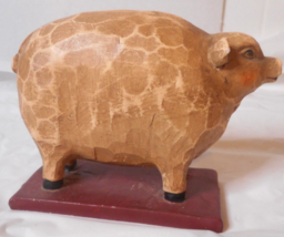 Greenbrier Intl Primitive American Folk Art Pig Figure Farmhouse Resin Wood Base - £8.92 GBP