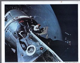 Photographs  N.A.S.A. Photographs No.6 Astronaut Scott looks from command ship h - £2.79 GBP
