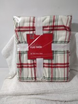 New, JLA Home Holiday Plaid Throw MCH50-3561 50&quot; x 60&quot; (127cm x 152cm) - $33.73