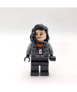 LEGO Zia Rodriguez Minifigure Jurassic World 76944 Gray Jacket Black Hair - £4.69 GBP