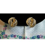 SALE! Vintage 1960s Goldtone Swirl Clip On Earrings - £7.22 GBP