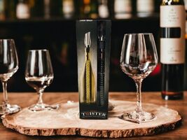Kool Twister Wine Chiller Pourer Reusable In Box - Complete - $11.87