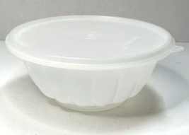 Vtg Jello Mold Tupperware White Jel-N-Serve 4-C Mold 616 Flower Seal Top... - £6.71 GBP