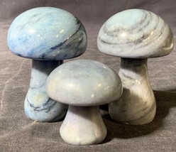 Natural Agate Hand Carved 3 family Mushrooms paperweight 3&quot; and 2 1/2&quot; the small - £99.22 GBP