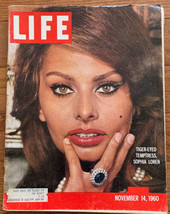 Life Magazine November 14 1960 Tiger Eyed Temptress Sophia Loren Movie Star - £8.25 GBP