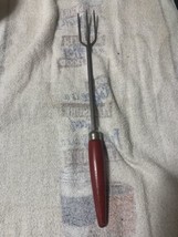 Vintage Red Wooden Handle 3 Prong Hay Style Meat Fork 13.5” - $282.69 MXN