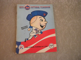 1976 New York Mets Yearbook complete revised edition with team photo - £10.20 GBP